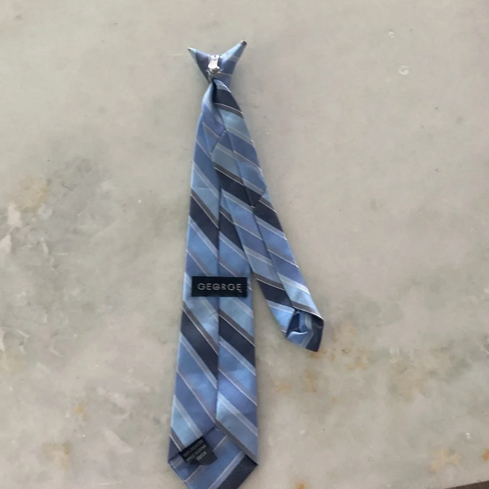 3 Boy’s ties